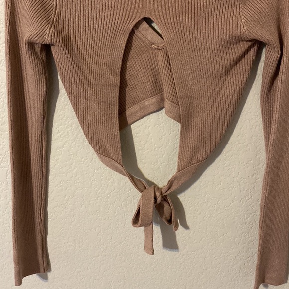 Long sleeved Cropped Small Collar Neck Top from Fashion Q - Picture 5 of 6